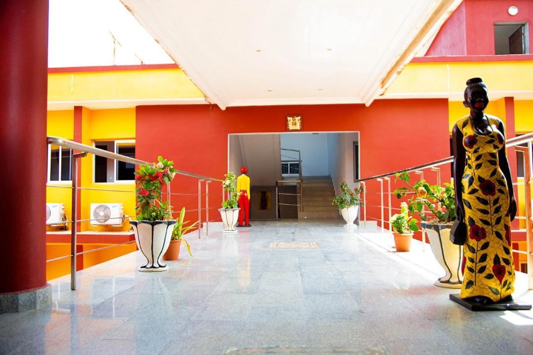 Cypa Hotel อาบีจาน ภายนอก รูปภาพ