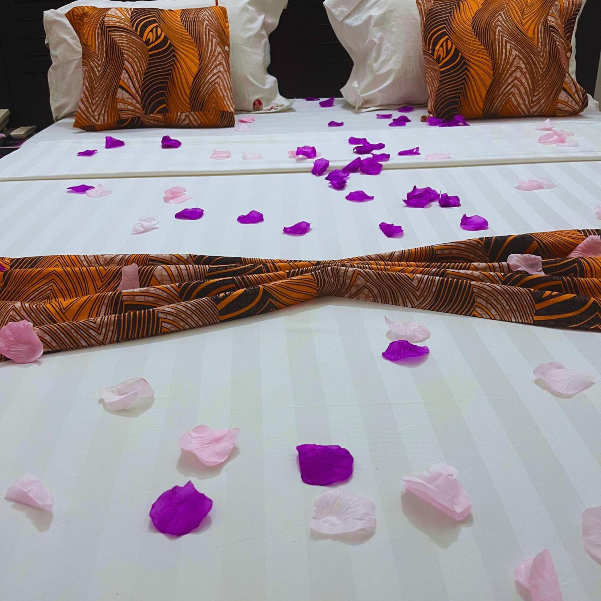 Cypa Hotel อาบีจาน ภายนอก รูปภาพ