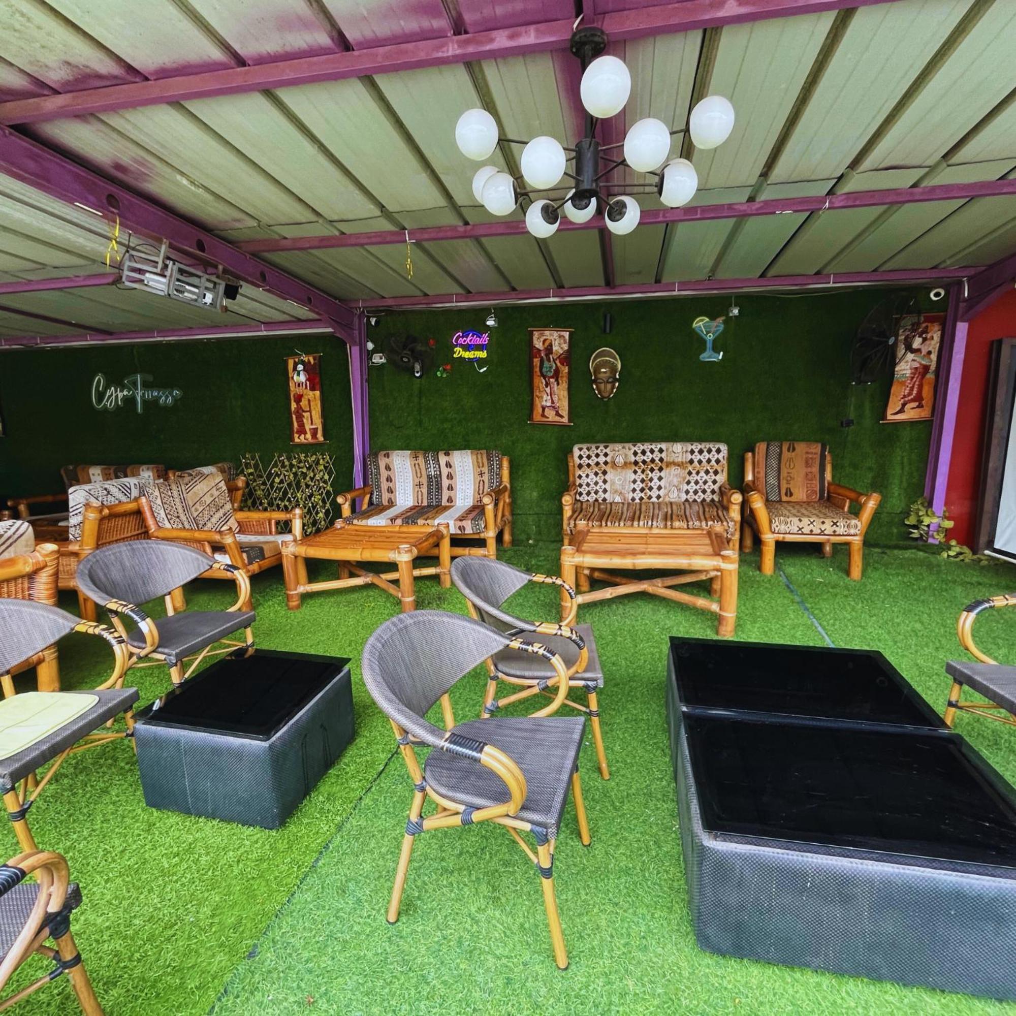 Cypa Hotel อาบีจาน ภายนอก รูปภาพ