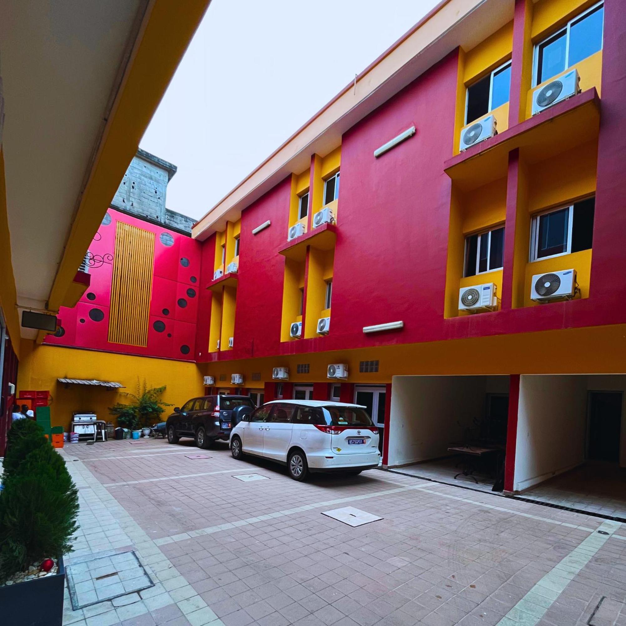 Cypa Hotel อาบีจาน ภายนอก รูปภาพ