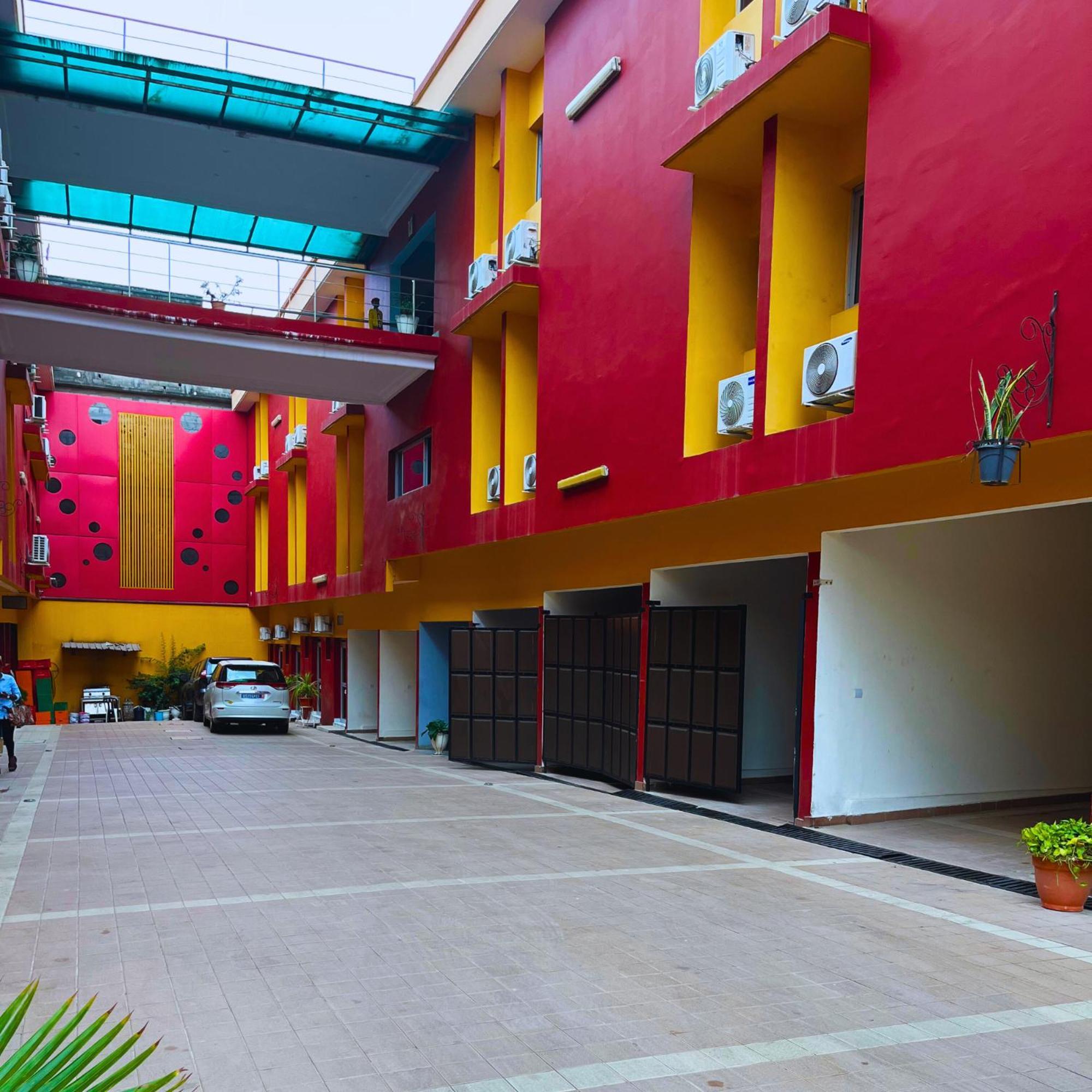 Cypa Hotel อาบีจาน ภายนอก รูปภาพ